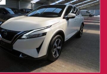 Nissan Qashqai 28.328 km 25.900 &euro; Nauort 56237