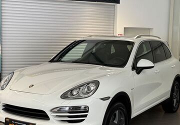 Porsche Cayenne 130.000 km 26.000 &euro; Brey 56321