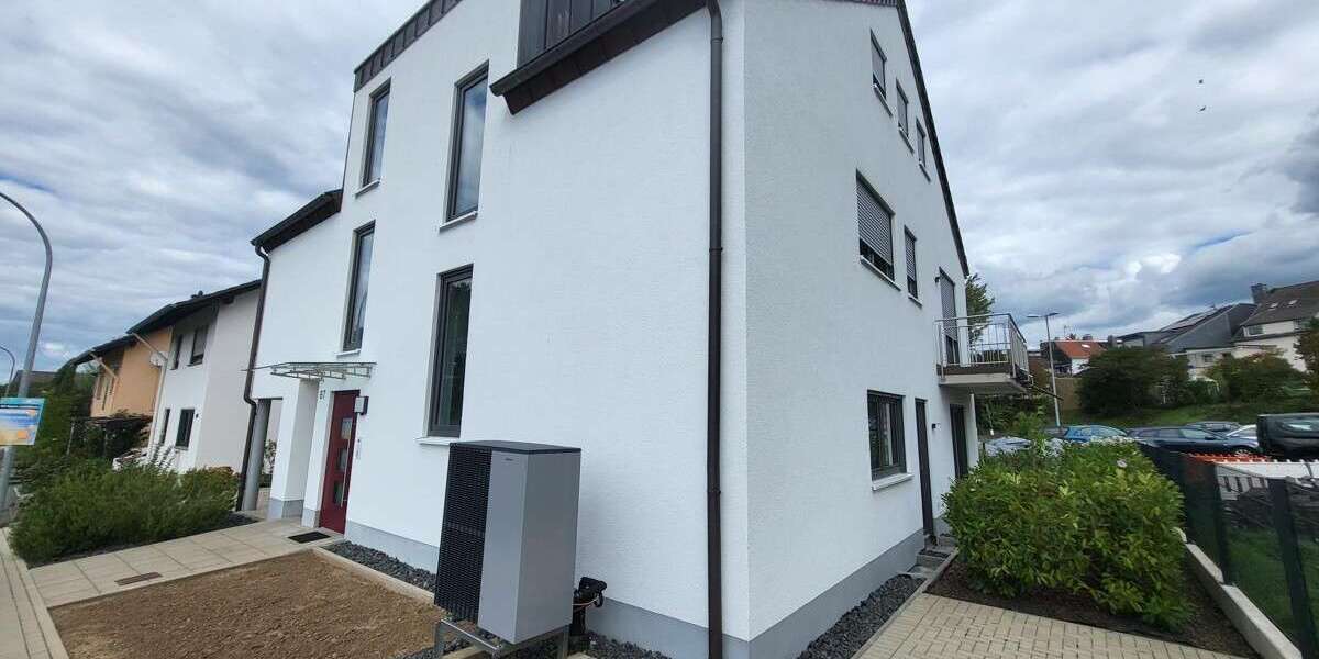 Etagenwohnung Bad Honnef - 2 Zimmer, 81 m&sup2;, 1.134&euro; | Angebot:27073213