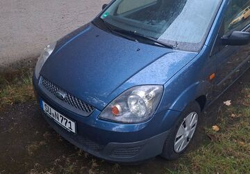 Ford Fiesta 182.000 km 2.900 &euro; Ockenfels 53545