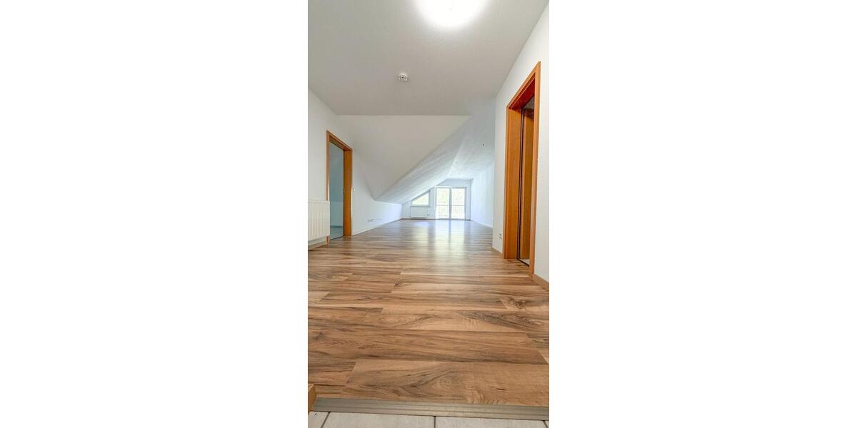 Dachgeschoßwohnung Bad Ems - 2 Zimmer, 65 m&sup2;, 600&euro; | Angebot:26424953