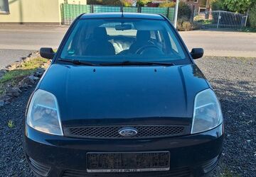 Ford Fiesta 170.000 km 1.200 &euro; Asbach 53567